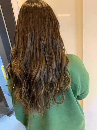 ロング カラー 美髪形成!色素改善! 秋田 和輝のヘアスタイル