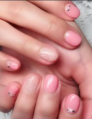 ネイル ゲン レイカのネイルデザイン