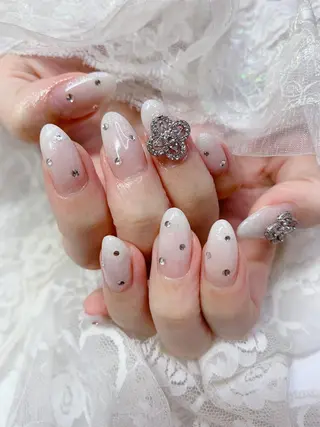 ネイル La neige* yuki 🥯🍑のネイルデザイン