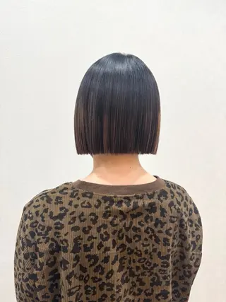 ショート Limb所属・市塚 あみのヘアスタイル