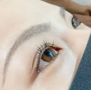 マツエク・マツパ Eye Nail & total beauty salon アイマニ所属・南森町/完全個室 AKANEのマツエク・マツパデザイン