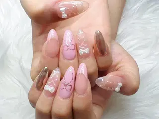 ネイル H’ami nailsalon 新大久保店所属・リサ 長さだし✨のネイルデザイン