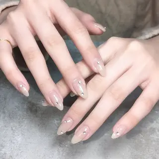 ネイル 塩見 聖子のネイルデザイン