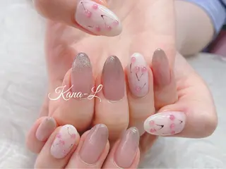 カラー ネイル 芦辺 香奈のネイルデザイン