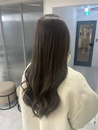 ロング カラー michiru 【EIGHT 札幌】のヘアスタイル