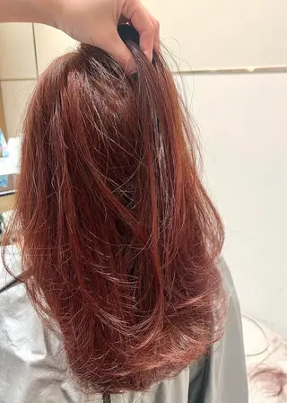 ミディアム カラー 透明感カラー/レイヤ ーhinata.のヘアスタイル