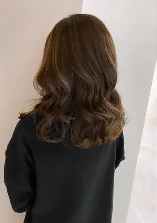 セミロング カラー CIEL中央町店所属・高野響生 /透明感カラーのヘアスタイル