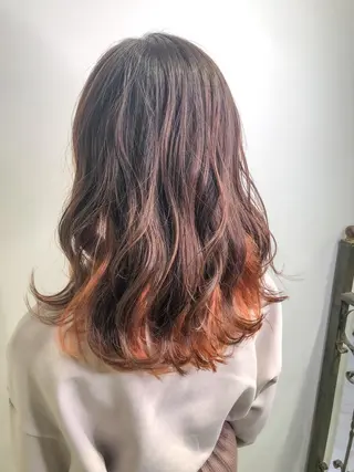 セミロング salowin郡山所属・佐藤 結花のヘアスタイル