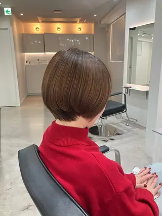 ショート カラー 🕊宮岡シノ/ 戸田公園のヘアスタイル