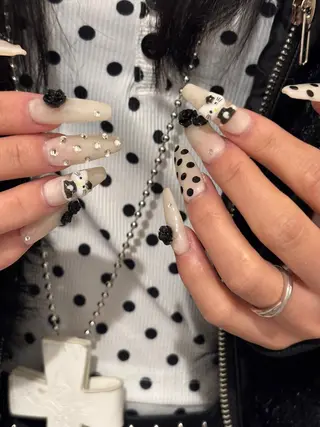 ネイル emure. .のネイルデザイン