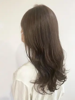 セミロング カラー Ate by little所属・青木 梢のヘアスタイル