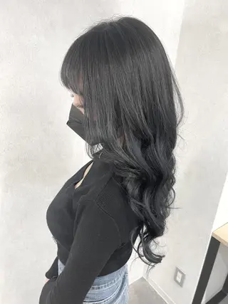 ロング ヘアアレンジ パーマ カラー ハイトーン カラーのヘアスタイル