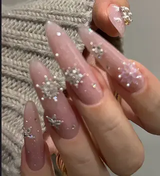 ネイル F+nail所属・moka .nailのネイルデザイン