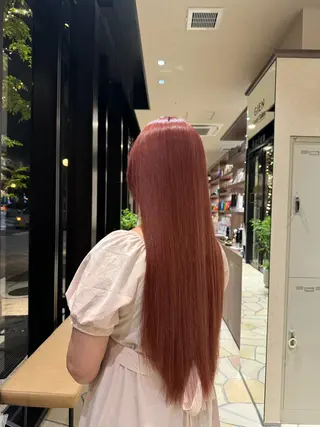 ロング カラー 林 美佑のヘアスタイル