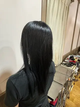 ロング カラー 篠田 有沙のヘアスタイル