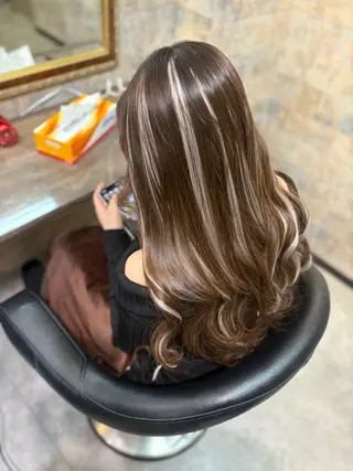 ロング 岡本 恋樺のヘアスタイル