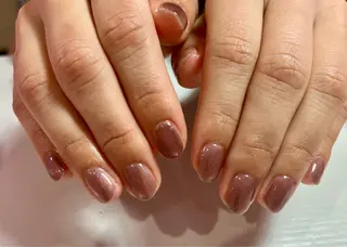 ネイル WHITE NAIL新潟店所属・koizumi risaのネイルデザイン