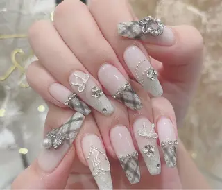 ネイル Lee Nails チップ長さだし専門店のネイルデザイン