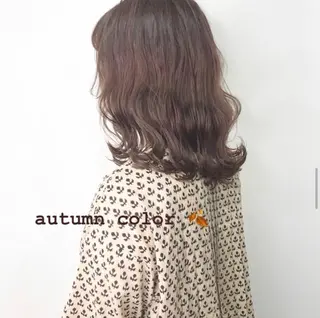 セミロング 家里 圭子のヘアスタイル