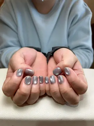 ネイル chill所属・白井 愛菜のネイルデザイン