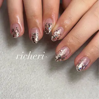 ミディアム ネイル richeri beautyのネイルデザイン