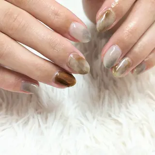 ネイル 會田 瑠衣のネイルデザイン