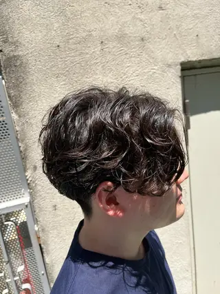 ミディアム パーマ メンズ 🏆メンズヘア特化 🥇代表りんぺーのヘアスタイル