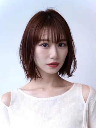 ミディアム ボブ/顔まわりレイヤ ー/新宿/KOKIのヘアスタイル