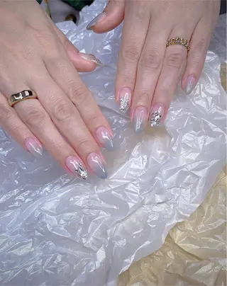 ミディアム めぐみのネイルサロン 惠のネイルデザイン