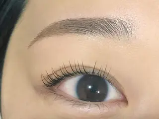 マツエク・マツパ アイブロウ 𝗲𝗶𝗴𝗵𝘁 𝗛𝗢𝗡𝗗𝗔のマツエク・マツパデザイン