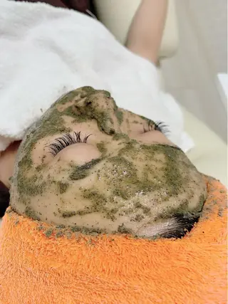 Lino Uのネイルデザイン