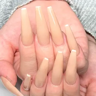 ネイル VOGUE ×SWANのネイルデザイン