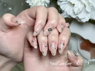 ネイル E.N🦋 長さ出し/持ち込みのネイルデザイン
