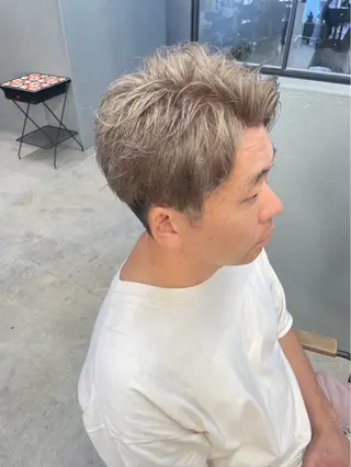 ショート カラー メンズ メンズ専門サロン wokeのヘアスタイル
