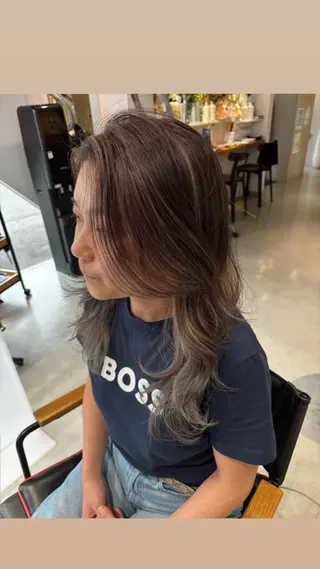 ロング カラー lumier juriaのヘアスタイル