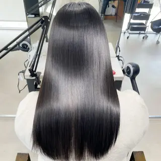 ロング ブリーチカラー特化 碇　英朗のヘアスタイル