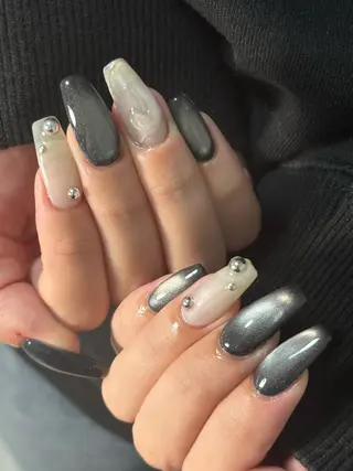 ネイル Li'a Bloom所属・🦋🤍 madoka🤍のネイルデザイン