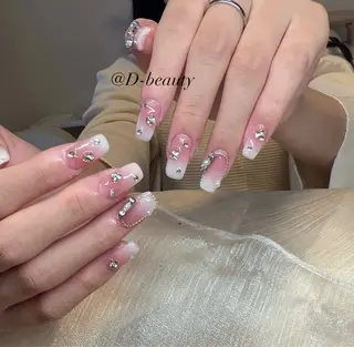 ネイル D-BEAUTY Nailsalonのネイルデザイン