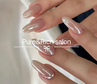 ネイル Pure&Rich Nailのネイルデザイン