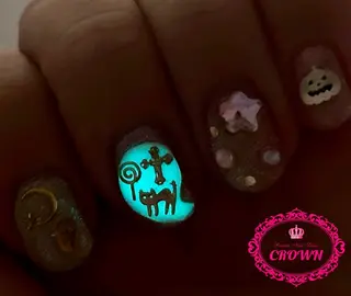 ネイル CROWN プライベートサロンのネイルデザイン