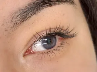 マツエク・マツパ あや🥑 チルザルトサロンのマツエク・マツパデザイン