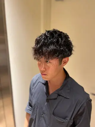 ミディアム パーマ メンズ ヒロ銀座バーバーショップ難波店所属・縮毛矯正/パーマ 宮河 惇💈のヘアスタイル