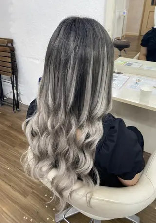 ロング GLOSS♡ ヤマガミコウジのヘアスタイル