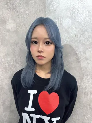 ミディアム カラー ヘアアレンジ 韓国レイヤーカット/ 儚げカラーチナツのヘアスタイル