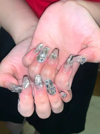 ネイル NES NAIL所属・さゆり￤推しキャラ ￤ロングネイル🩷のネイルデザイン