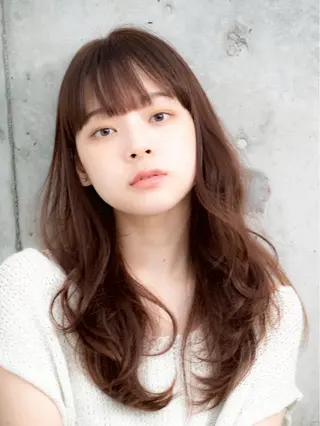 ロング ヘアアレンジ solua所属・飯田 彩加のヘアスタイル