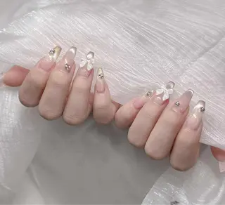 ネイル Lee Nailsのネイルデザイン
