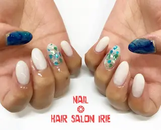 ネイル Hair salon Irie所属・與儀 知佳のネイルデザイン