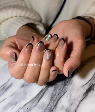 ネイル ﾈｲﾙﾙｰﾑﾘｯｶ 𝐦𝐚𝐲𝐮のネイルデザイン