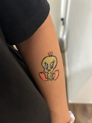 VIBLISS. ヴィブリスのネイルデザイン